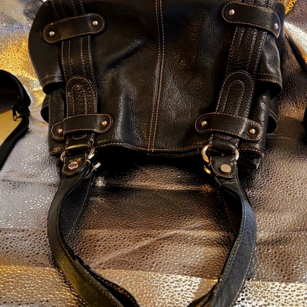 beautiful TIGNANELLO Black PEBBLED LEATHER Shoulder SATCHEL med Bag ORGANIZER